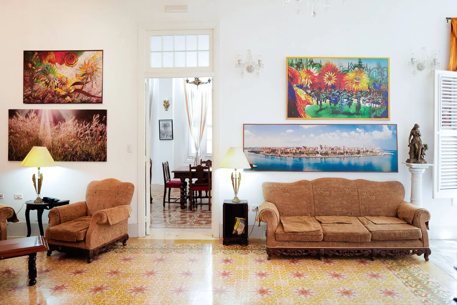 Fulvio Bugani Havana indoors-3